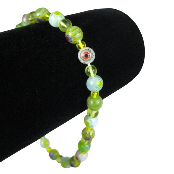 Green Glass Beaded Bracelet 8.75 In Goldtone Jewelry Millefiori Delicate - Picture 7 of 7
